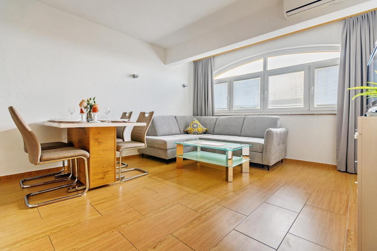 Comfort Apartments In Peaceful Area Zadar - With Garden Extérieur photo