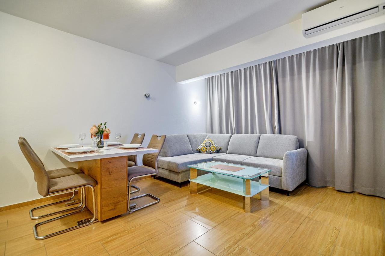 Comfort Apartments In Peaceful Area Zadar - With Garden Extérieur photo