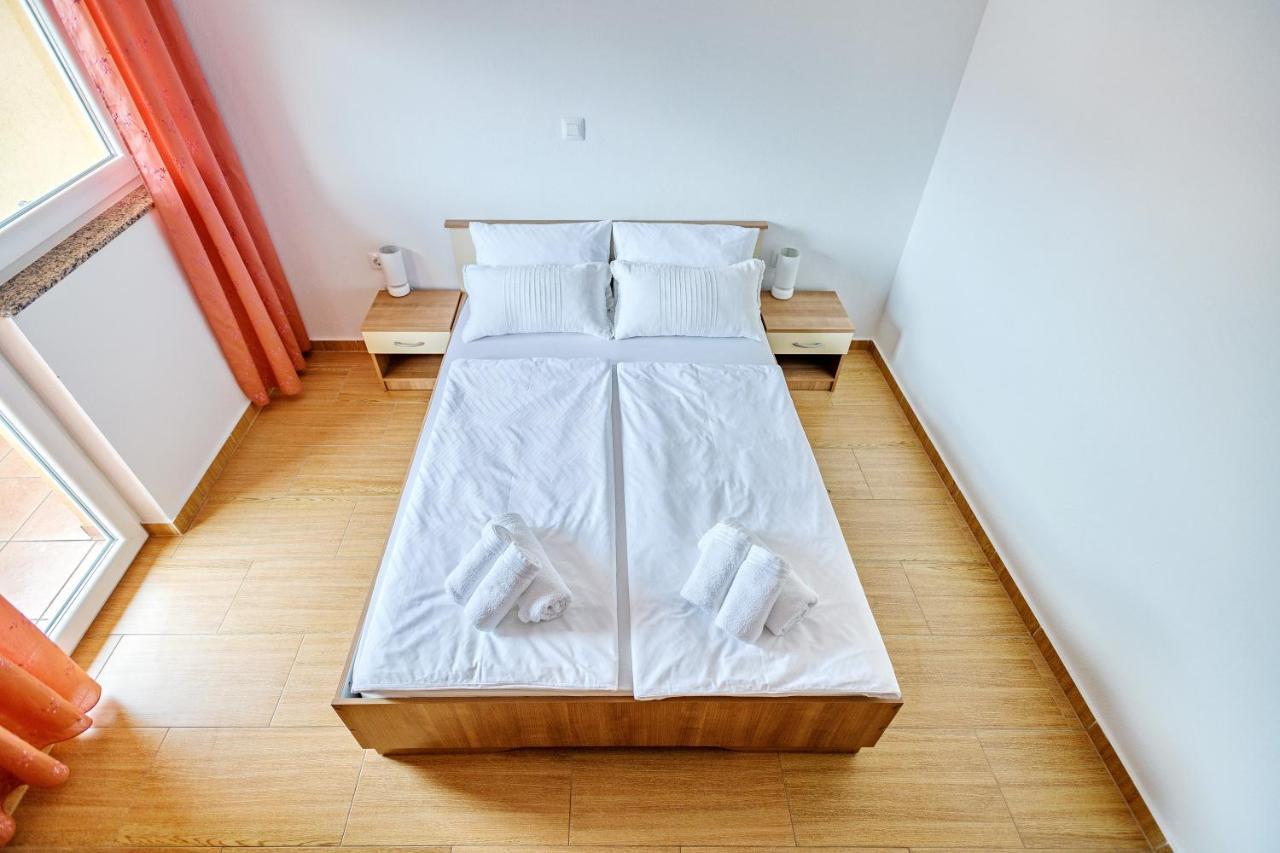 Comfort Apartments In Peaceful Area Zadar - With Garden Extérieur photo