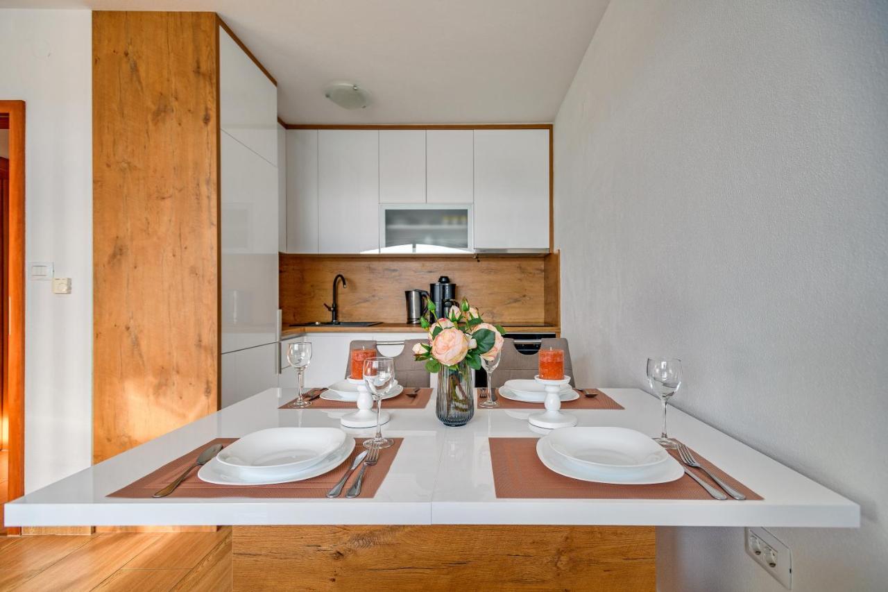Comfort Apartments In Peaceful Area Zadar - With Garden Extérieur photo
