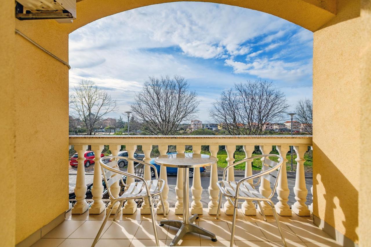Comfort Apartments In Peaceful Area Zadar - With Garden Extérieur photo