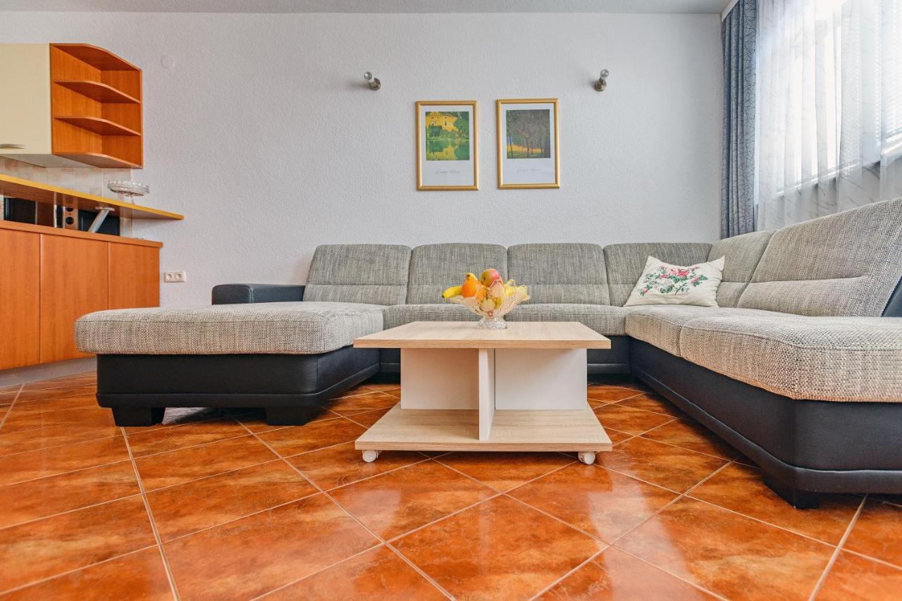 Comfort Apartments In Peaceful Area Zadar - With Garden Extérieur photo